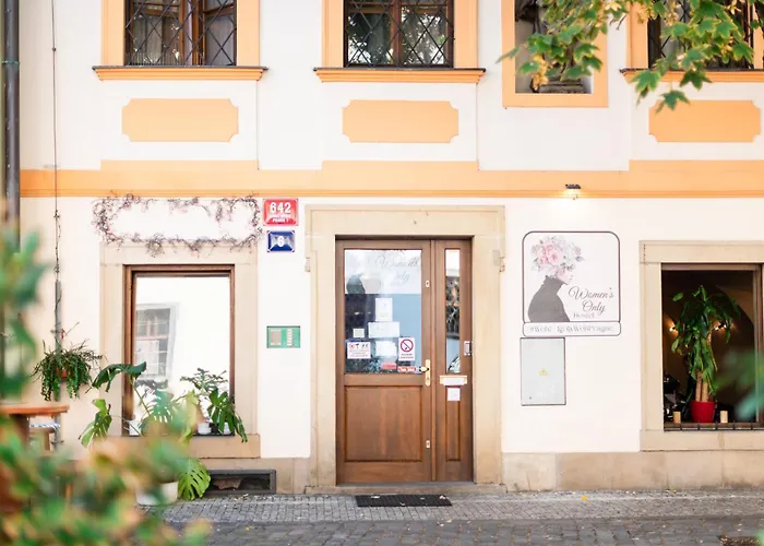 Women'S Only Hostel - Female Only Praha